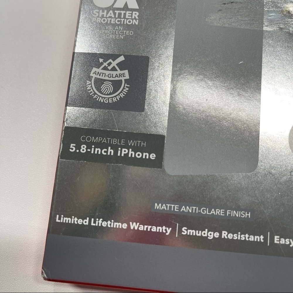 Invisible Shield Screen Protector - Picture 3 of 3